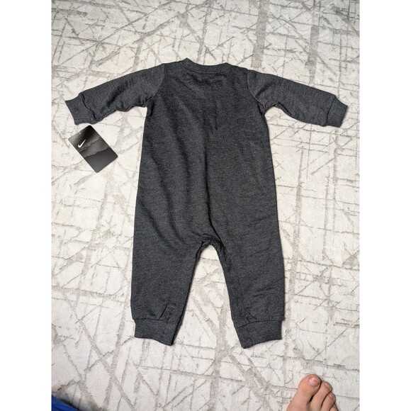 Nike Baby Infant 6 Month Outfit New with Tags One Piece - Picture 2 of 3